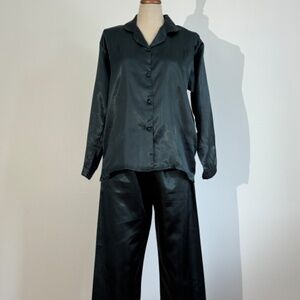 Silky - Green Satin Pyjamas